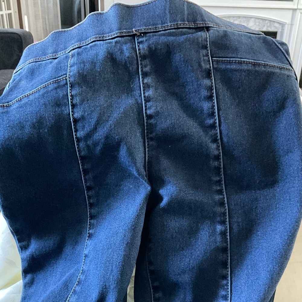 No Boundaries Blue Flare Jeans waist 14” length 39” from waist down. SIZE S(3-5) - Picture 6 of 6